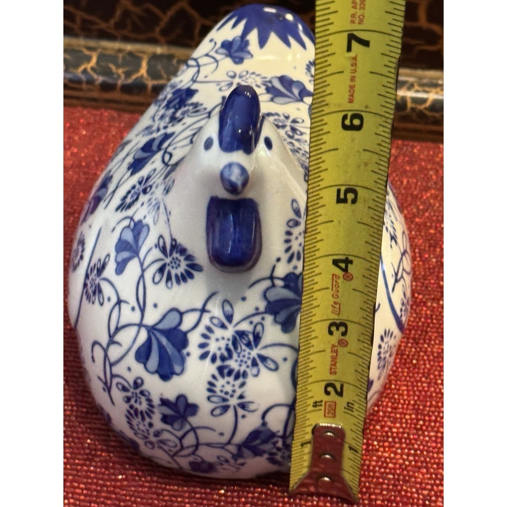 Blue & White Chinoiserie Ceramic Hen Chicken Figurine Floral Farmhouse Decor 7" - Picture 8 of 9
